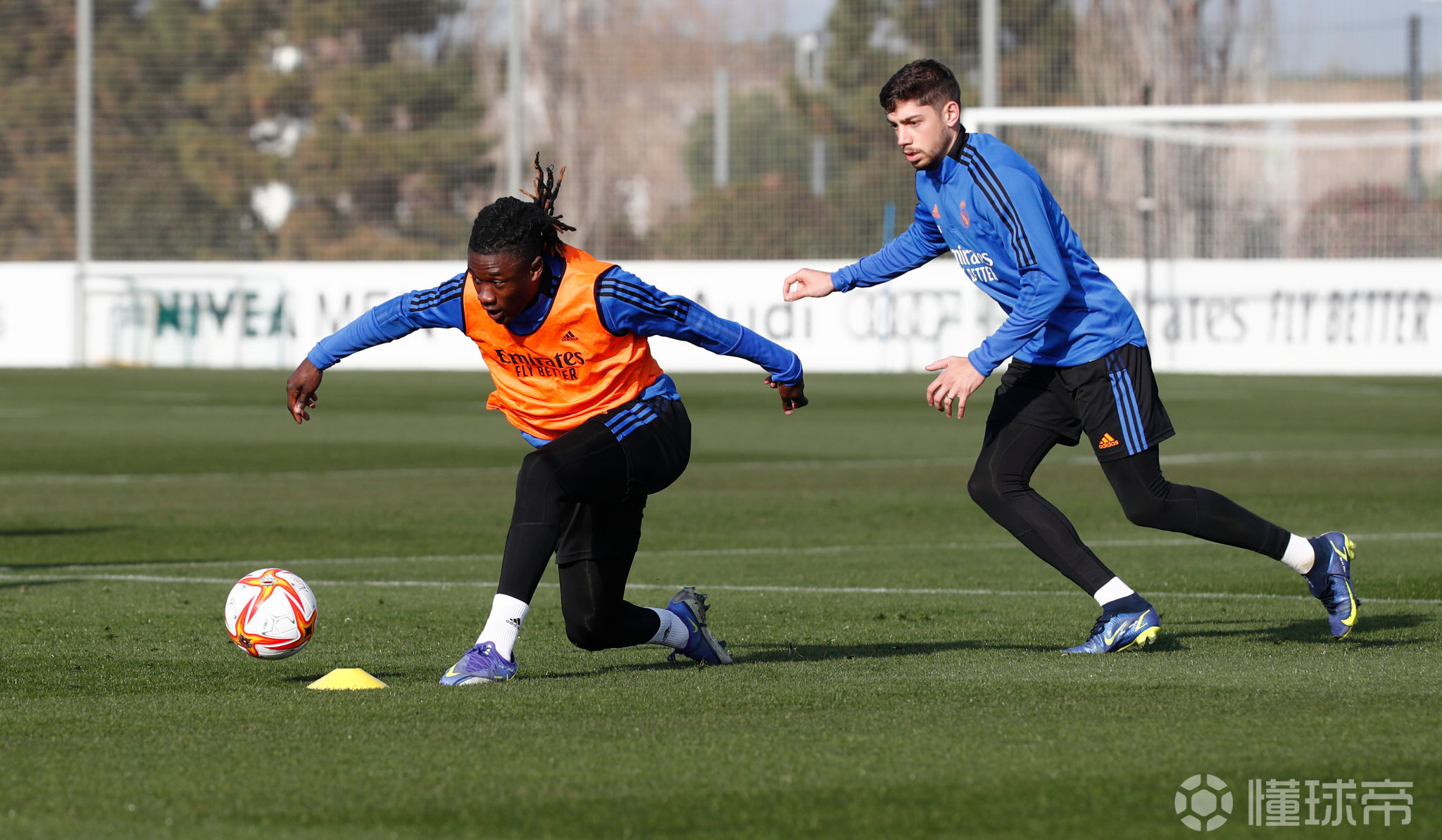 犹他爵士遗憾出局备战CBA季后赛赛后波士顿凯尔特人备战国王杯，媒体一致点评：转会期摩纳哥迎来里程碑的简单介绍